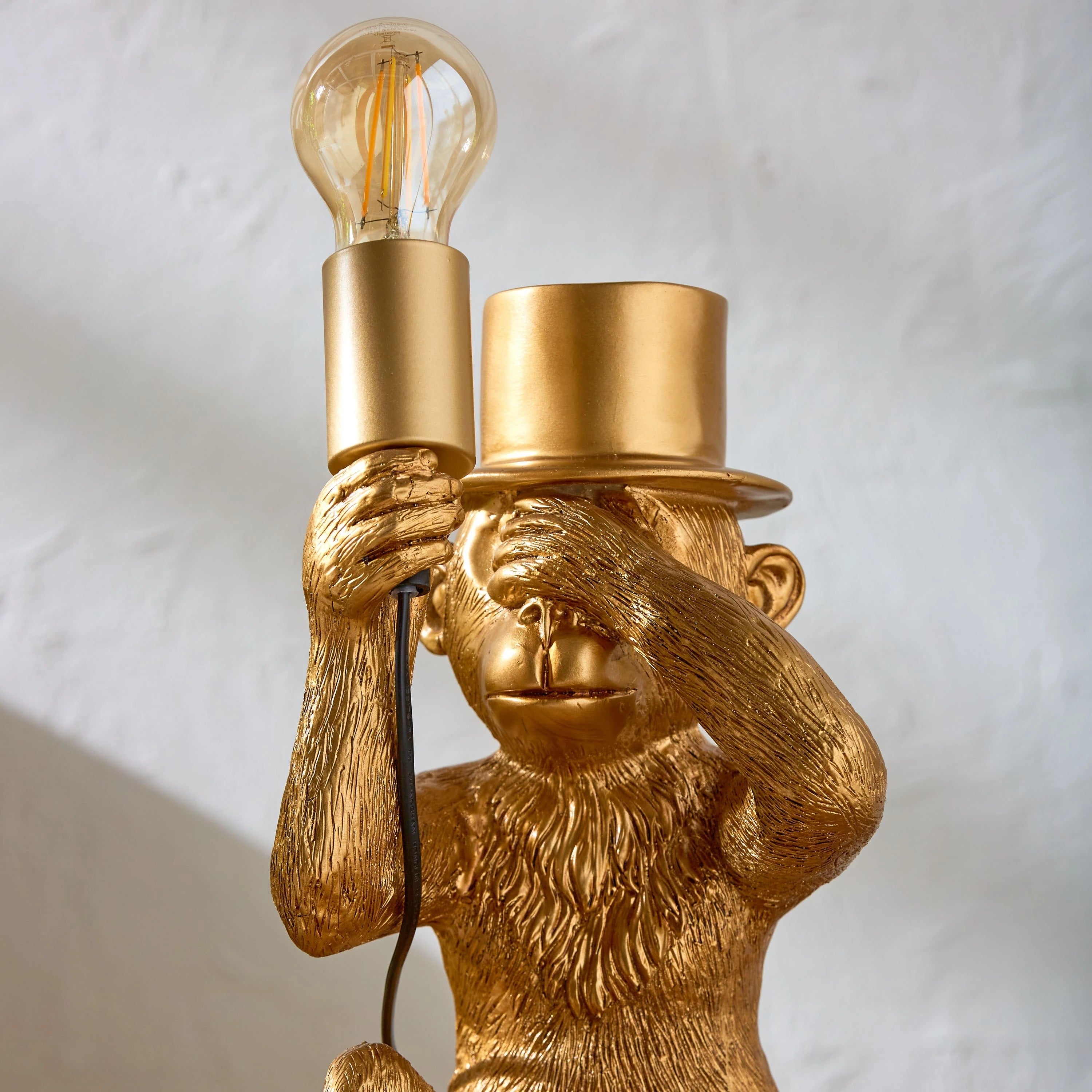 Frolic Resin Table Lamp - 32 cm