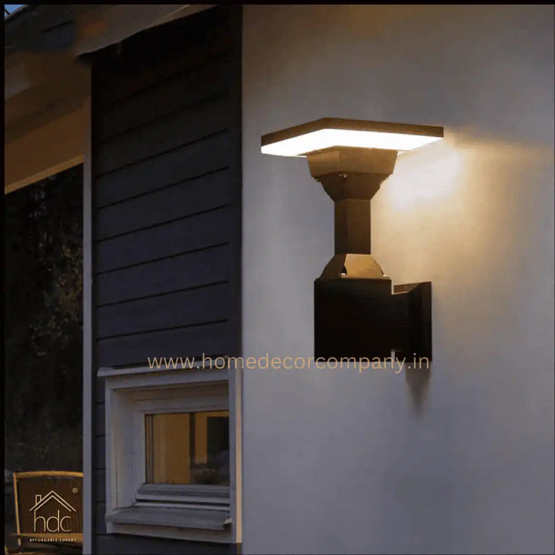 Black Outdoor Waterproof LED Wall Lamp