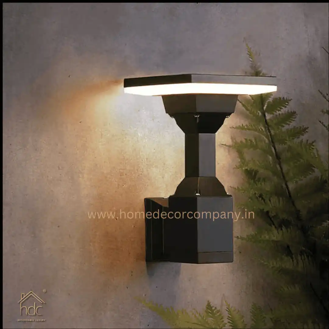 Black Outdoor Waterproof LED Wall Lamp